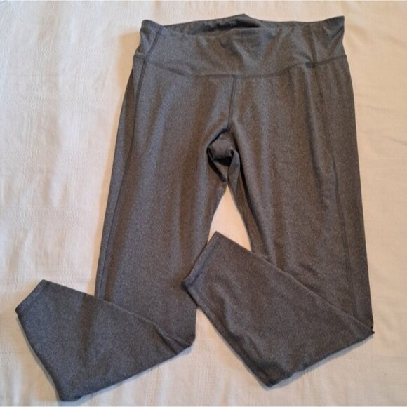 All in Motion women's size XXL gray leggings. inside waist pocket, EUC - Picture 2 of 5